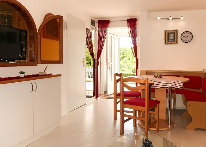 Nyaraló Margeta By Interhome